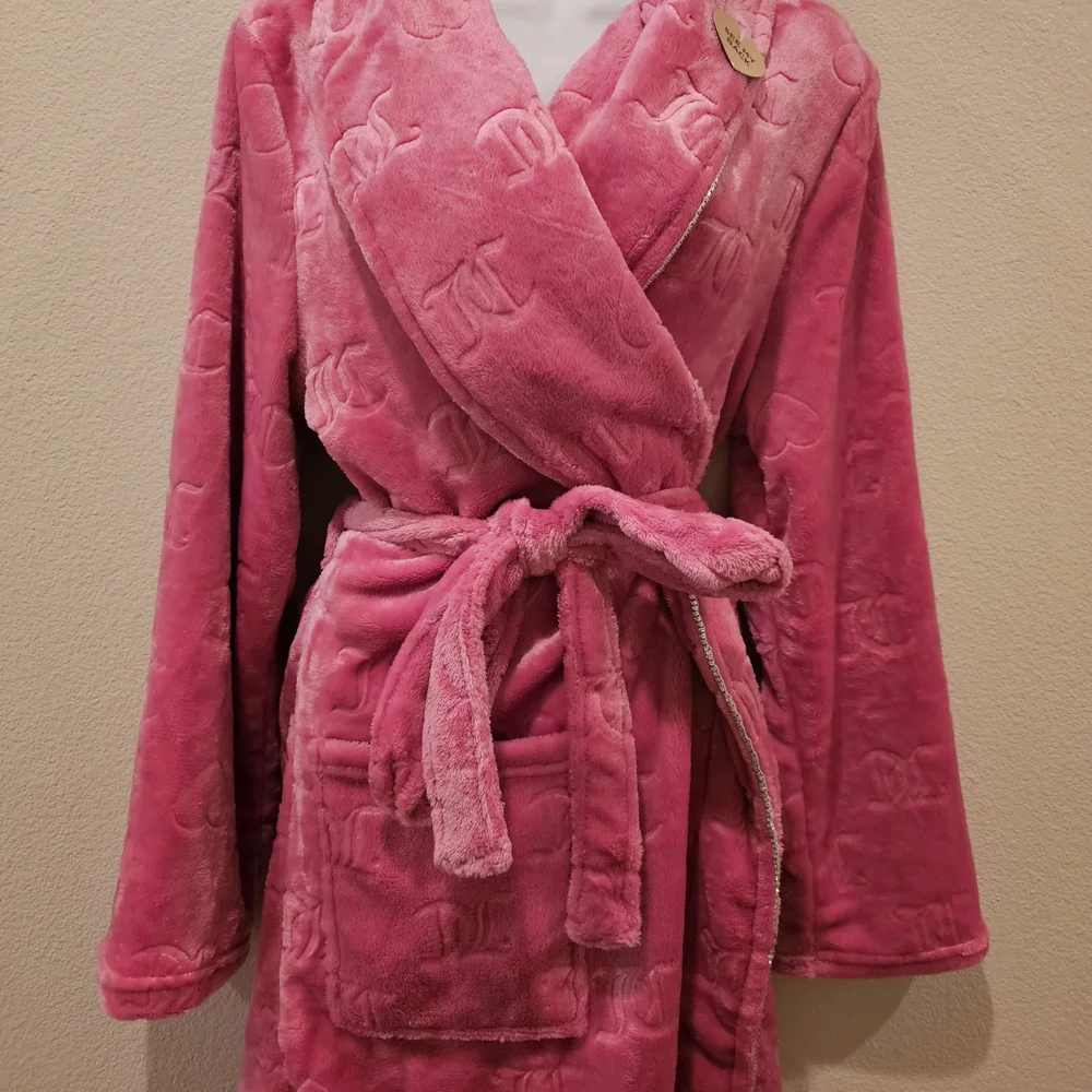 Juicy Couture Fuchsia Embossed Robe - Picture 2 of 3